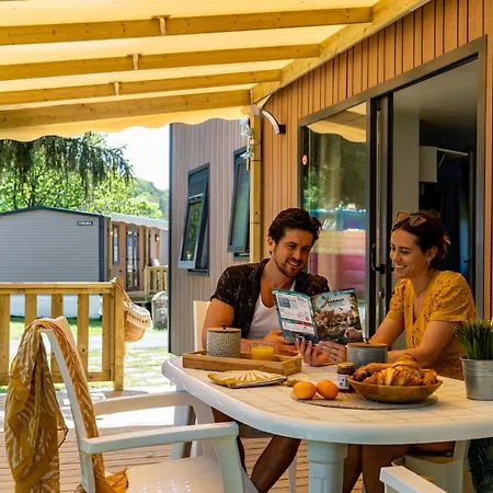 Campsite Country Park La Chapelle - Site Officiel - Next To Disneyland Paris *